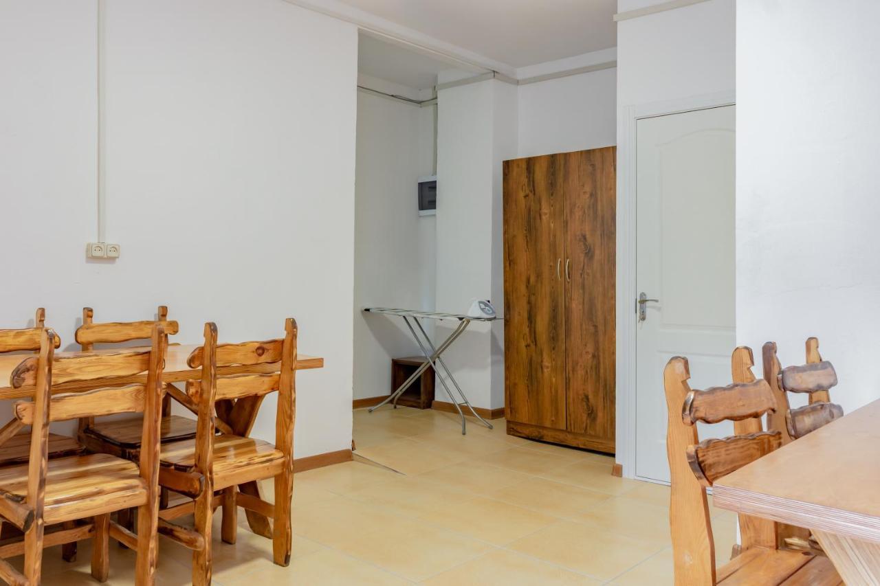 Family Appartments On Buzand Street Erévan Extérieur photo